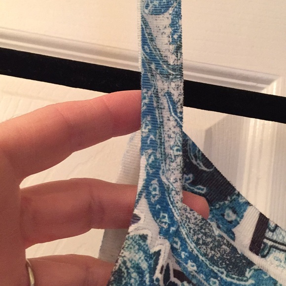 Lightweight Sweater Tank Top XL - Picture 4 of 4